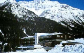 Отель Hotel Canin   Селла-Невеа